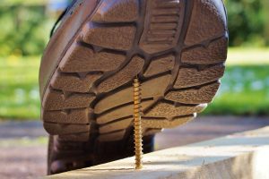 safety-shoes-2432467_1280