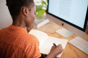 work-from-home-pexels-photo-3059747